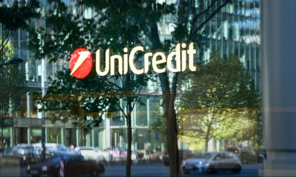 UniCredit: Przełom. Bezpłatne konto i 6% na starcie.