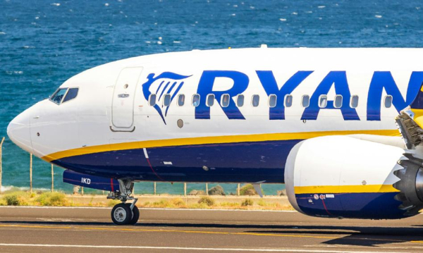Ryanair redukuje loty do Grecji. Niedobra wiadomość dla polskich podróżnych.