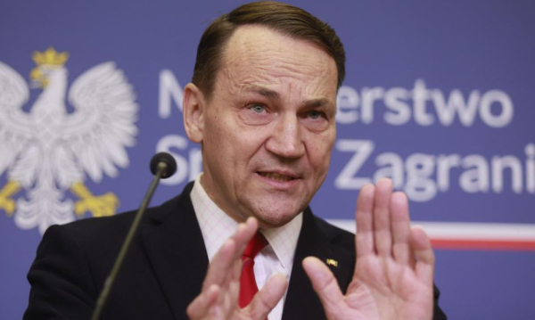 Transatlantycki pakt pomimo rozbieżności? Sikorski: Europa musi „radzić sobie samodzielnie” Transatlantycki pakt pomimo rozbieżności? Sikorski: Europa musi „radzić sobie samodzielnie”