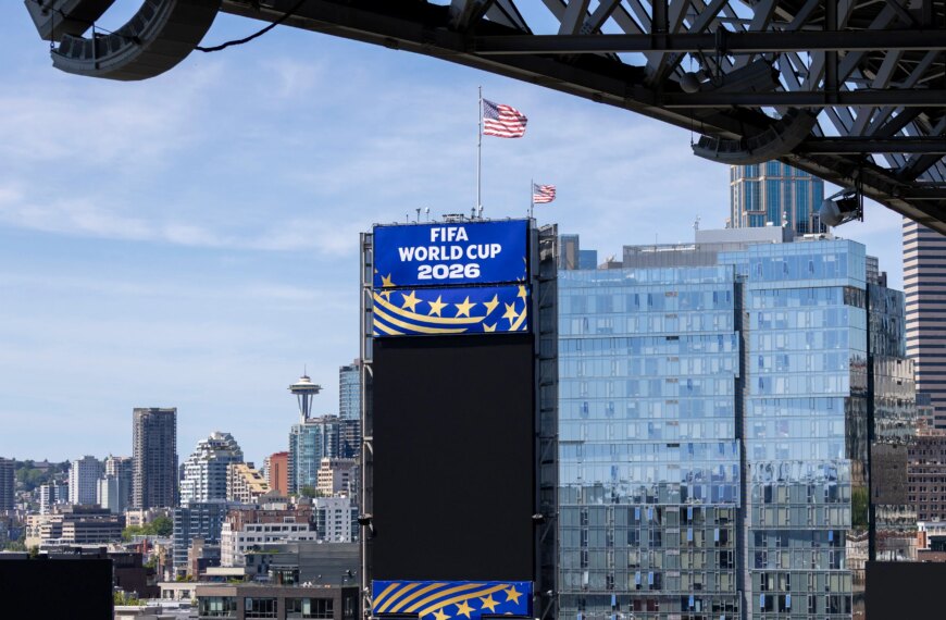 NEWS FIN 81 ICE and airport checks deter tourists. The USA faces a problem before…