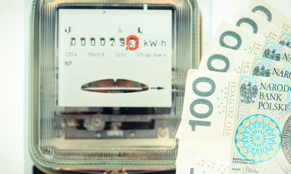 NEWS FIN 13 Dofinansowanie energii elektrycznej i gazu. Zakład Ubezpieczeń Społecznych przekaże 336 zł miesięcznie.…
