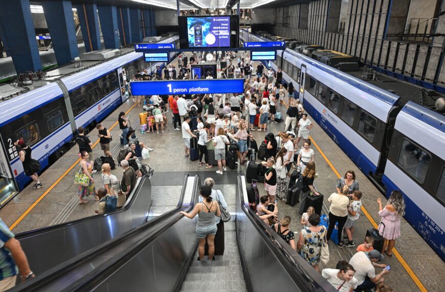 Upał uderzył w kolej. PKP wprowadza nadzwyczajne rozwiązania