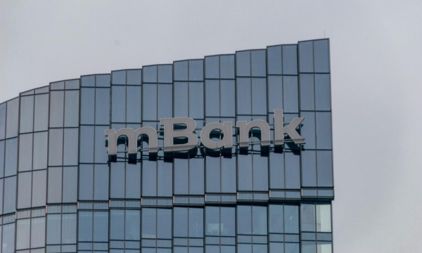 Drugi bank w Polsce, mBank, przeprowadzi emisję hipotecznych listów zastawnych dla klientów indywidualnych. 2 mBank jako drugi bank w Polsce przeprowadzi emisję hipotecznych listów zastawnych dla detalistów