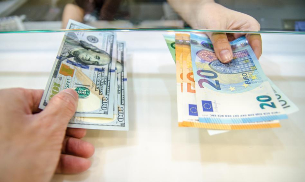 Odetchnięcie z ulgą na parach eurodolarowych. Cena euro utrzymuje się&hellip;