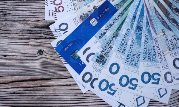 PKO BP zachęca do 15% zwrotu na Allegro. Zobaczmy, ile można odzyskać 2 PKO BP kusi 15% zwrotu z Allegro. Sprawdzamy, ile można odzyskać