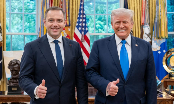 NEWS FIN 52 Prezydent Nawrocki uda się na urodziny Trumpa. Wspólnie obejrzą galę…