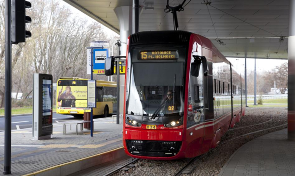 Europejska Prokuratura: kolejnych dwóch podejrzanych w aferze śląskich tramwajów