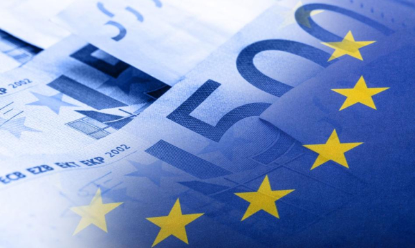 Duszności w strefie euro. Europejscy konsumenci nagle zaczęli oszczędzać 2 Zadyszka w strefie euro. Europejscy konsumenci nagle zaczęli zaciskać pasa