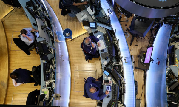 Giełda nowojorska podsumowuje pierwsze półrocze znacznymi zyskami. Indeks Dow Jones osiągnął rekordowy&hellip;