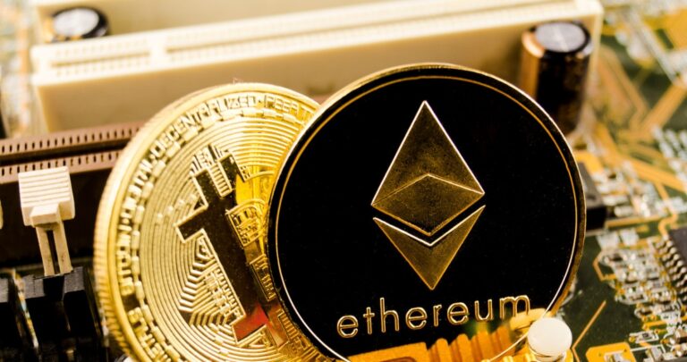 Kryptowaluty podrożały. Ethereum wychodzi z cienia bitcoina Kryptowaluty podrożały. Ethereum wychodzi z cienia bitcoina