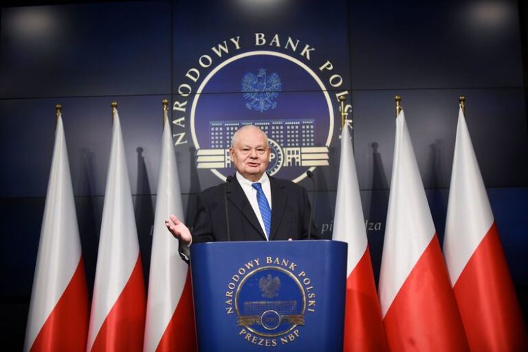 Prezes NBP przed Trybunałem Stanu. Czekają na kluczowy dokument Prezes NBP przed Trybunałem Stanu. Czekają na kluczowy dokument